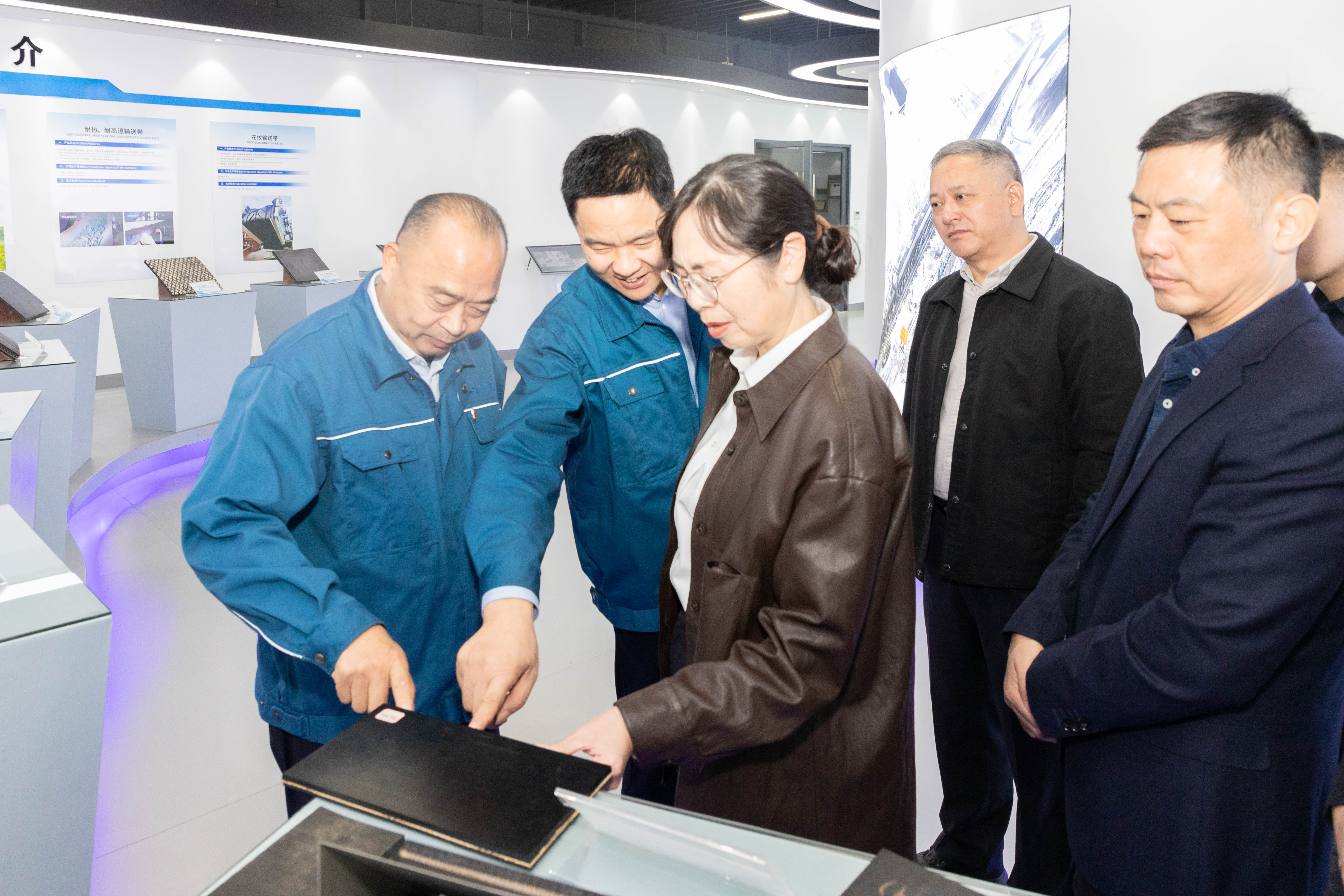 173087035167074767DA.jpg 173087035167074767DA.jpg